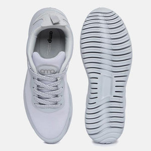 Women’s Breathable Lightweight Lace-Up Sneakers