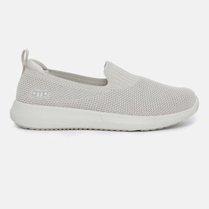 Women’s Slip-On Sneakers